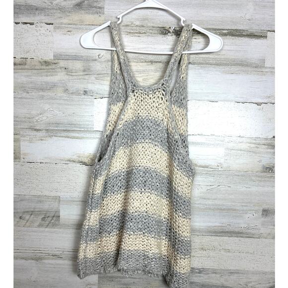 Free People Women’s Small Gray White Stars That Shine Wide Knit Tank Sweater Top - Picture 4 of 7